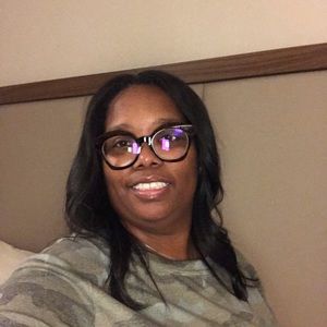 Meet your Posher, Torri